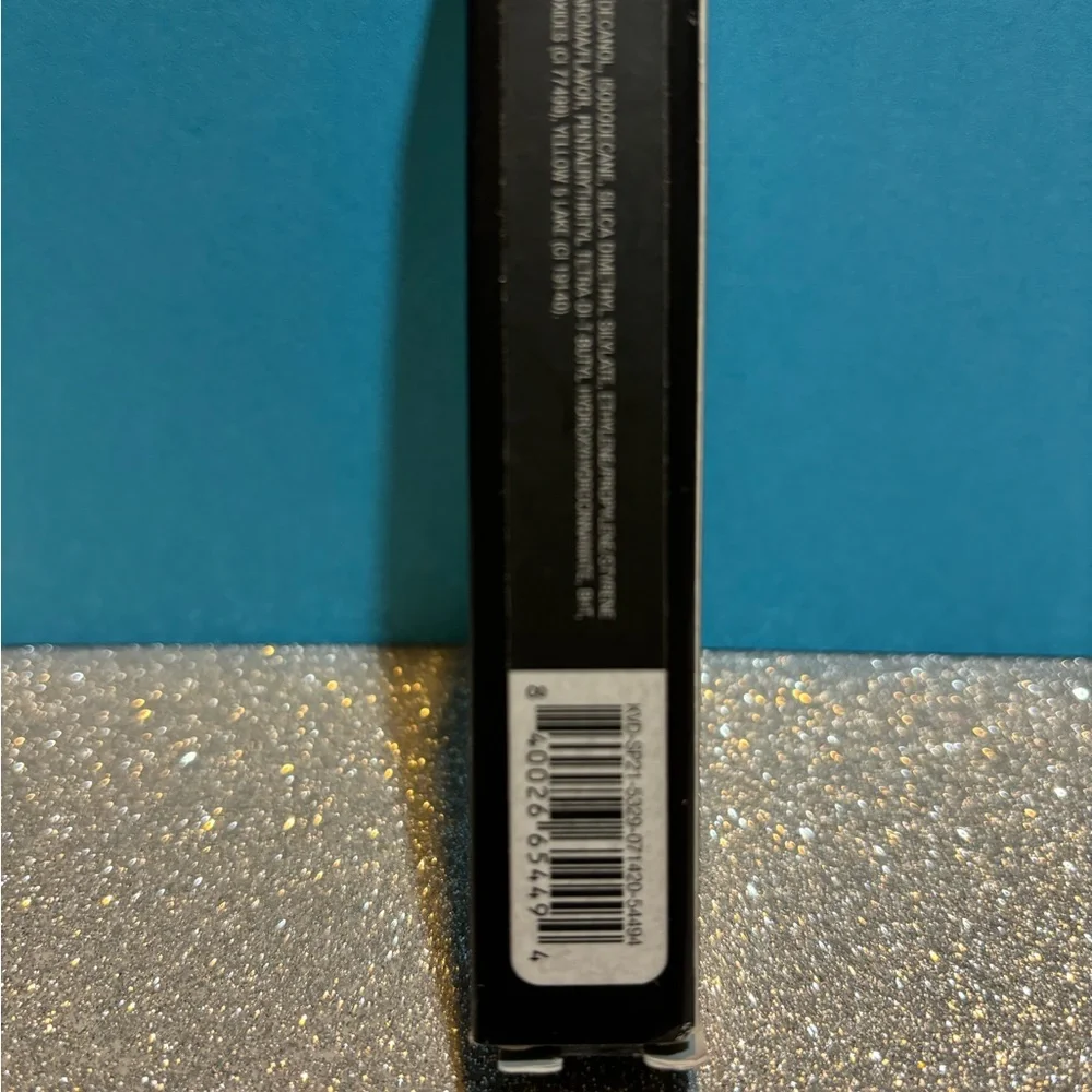 BNIB! Kat Von D XO Vinyl Lip Cream in Hollyhock 70 🌹 - Picture 5 of 8